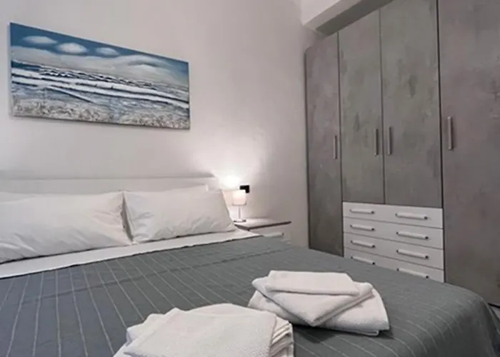 Semesterbostad Lamarina *